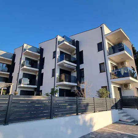 Sea View - Orijeta Апартаменты *