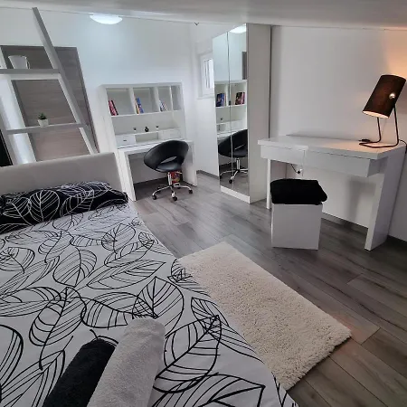 Sea View - Orijeta Apartment *