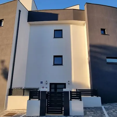Sea View - Orijeta Apartment *