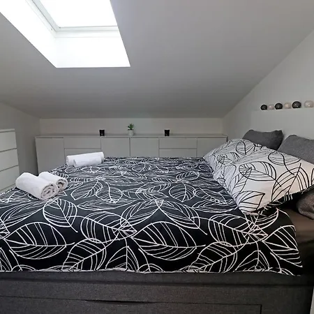 Sea View - Orijeta Apartment *