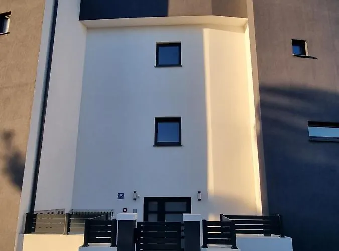 Sea View - Orijeta Apartman *