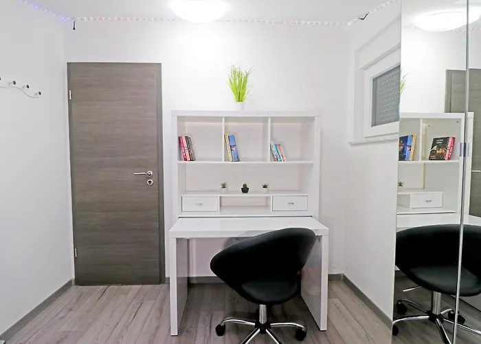Sea View - Orijeta Apartman *